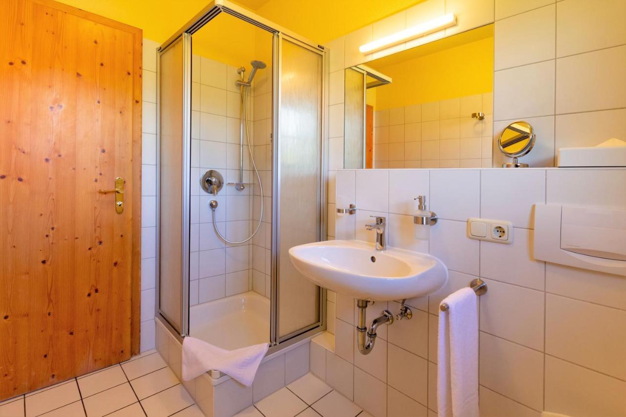Hotel Am Schwanberg Roedelsee Екстер'єр фото